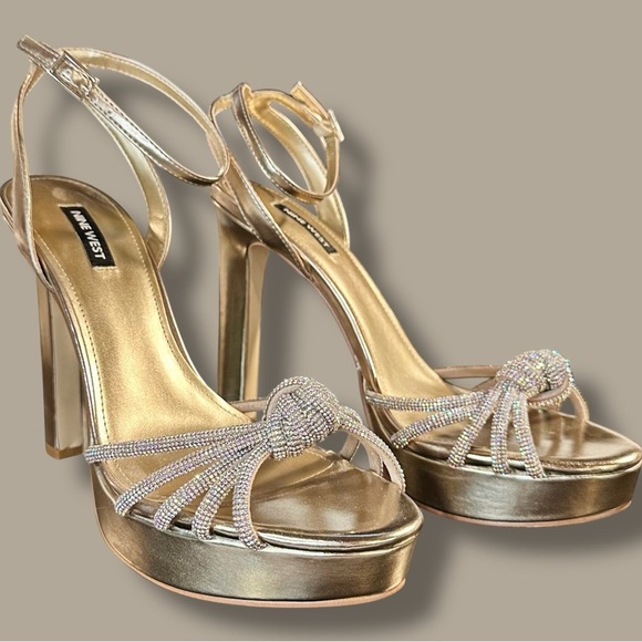 NWOT Nine West ‘Wowzz Platform Dress Sandals’ in “Bronze Crystal” Size 11 - Picture 14 of 16